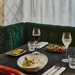 NH Collection Paris Ponthieu Champs-Élysées