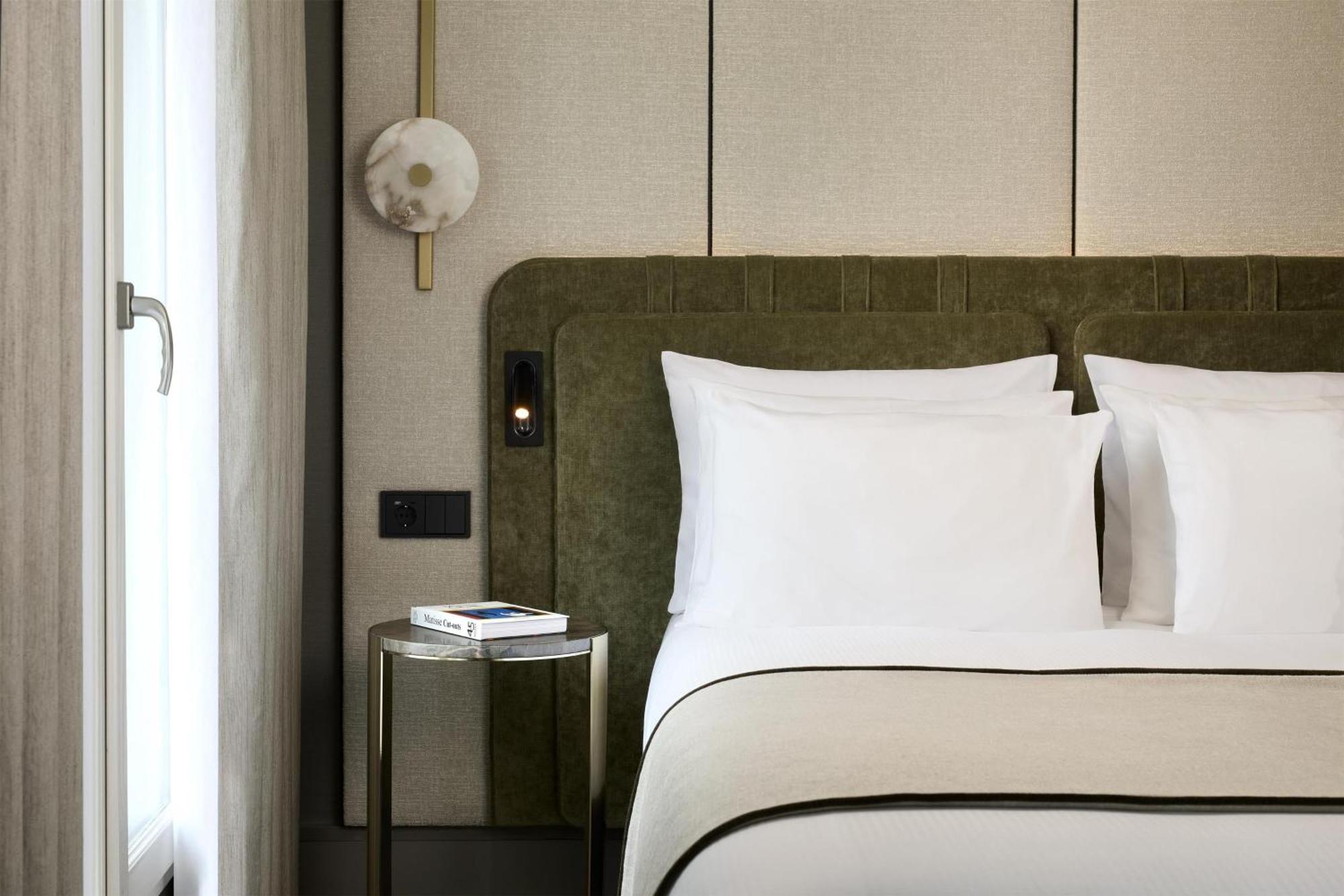 Hotel Nh Collection Ponthieu Champs-elysees 4*