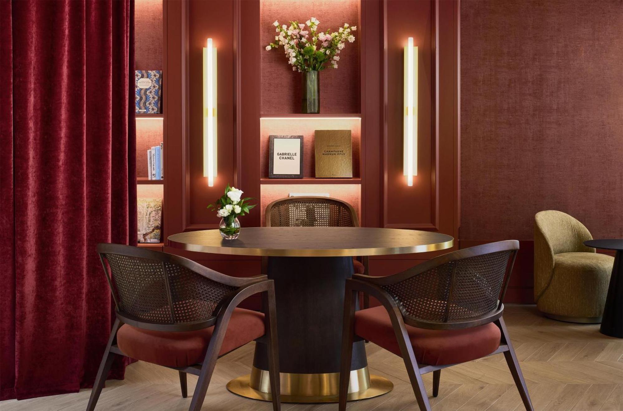 Nh Collection Ponthieu Champs-elysees Hotel Paris