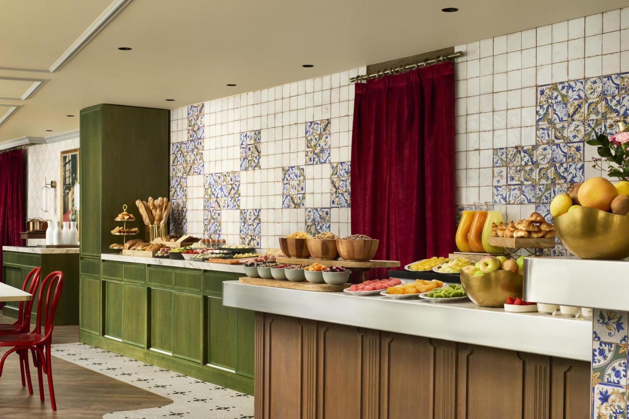 Nh Collection Ponthieu Champs-elysees Paris