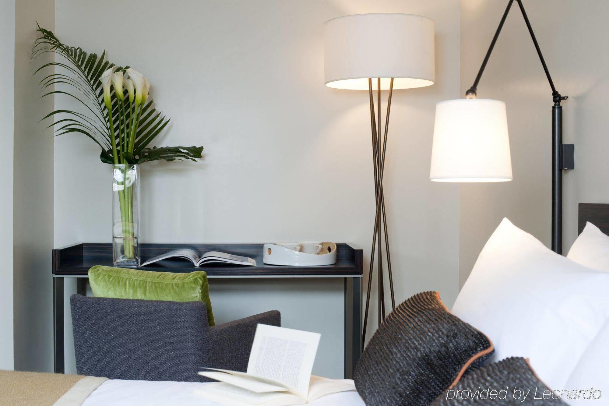 Nh Collection Paris Ponthieu Champs-Elysees 4* Parigi