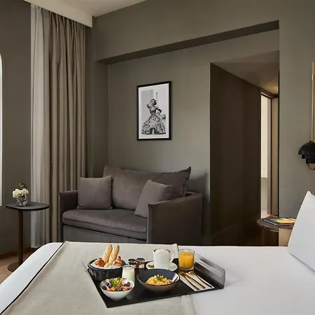 Hotel Nh Collection Ponthieu Champs-élysées Parigi
