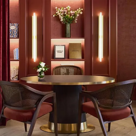 Nh Collection Ponthieu Champs-élysées Hotel Parigi
