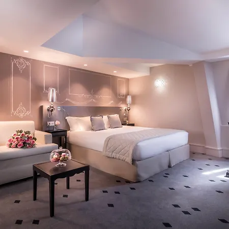 Hotel Nh Collection Ponthieu Champs-élysées 4*