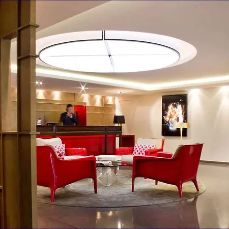 Hotel Nh Collection Ponthieu Champs-élysées 4*